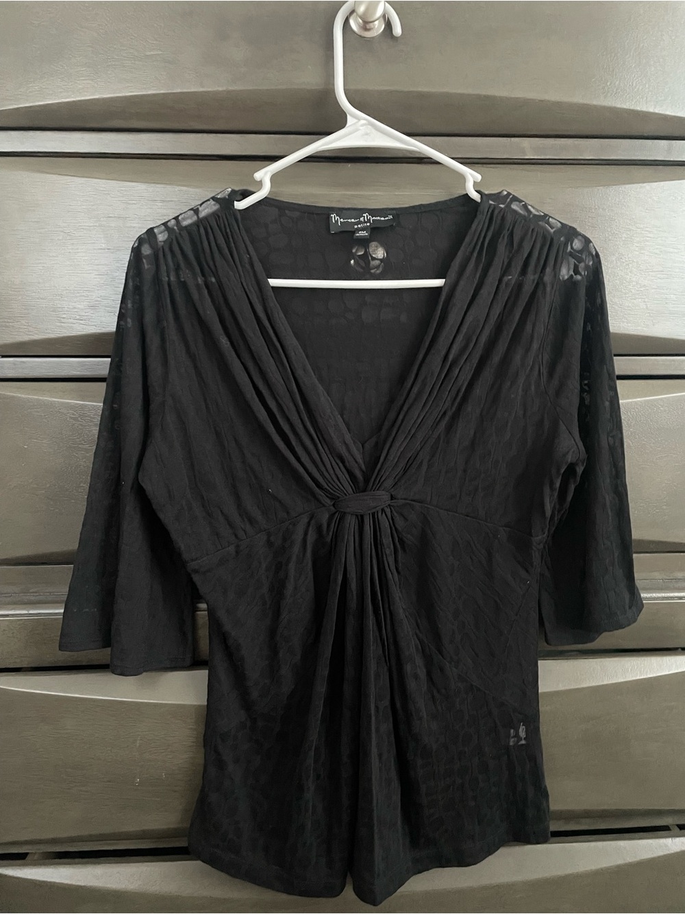 Early 2000s mercer & madison Black V-Neck Knot-Front Quarter Sleeve Top